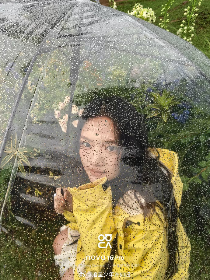 任敏是自由的风是活泼的雨 风看不见但能感觉到，雨不大但很舒服。任敏是自由的风是活