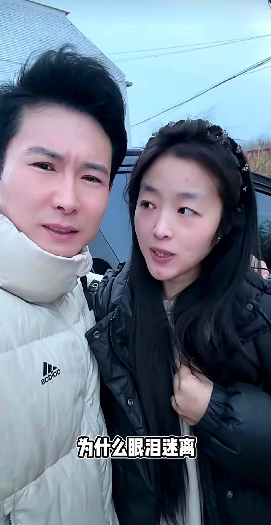 韩玉成妻子失联10天！他竟和吴姐在新房搂腰煮面，直播直接涨粉12万！
 
别信什