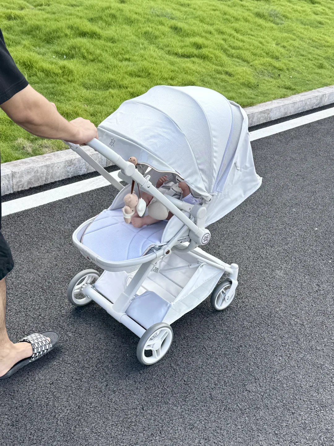 晕😵……二胎才知道婴儿车还有这样的