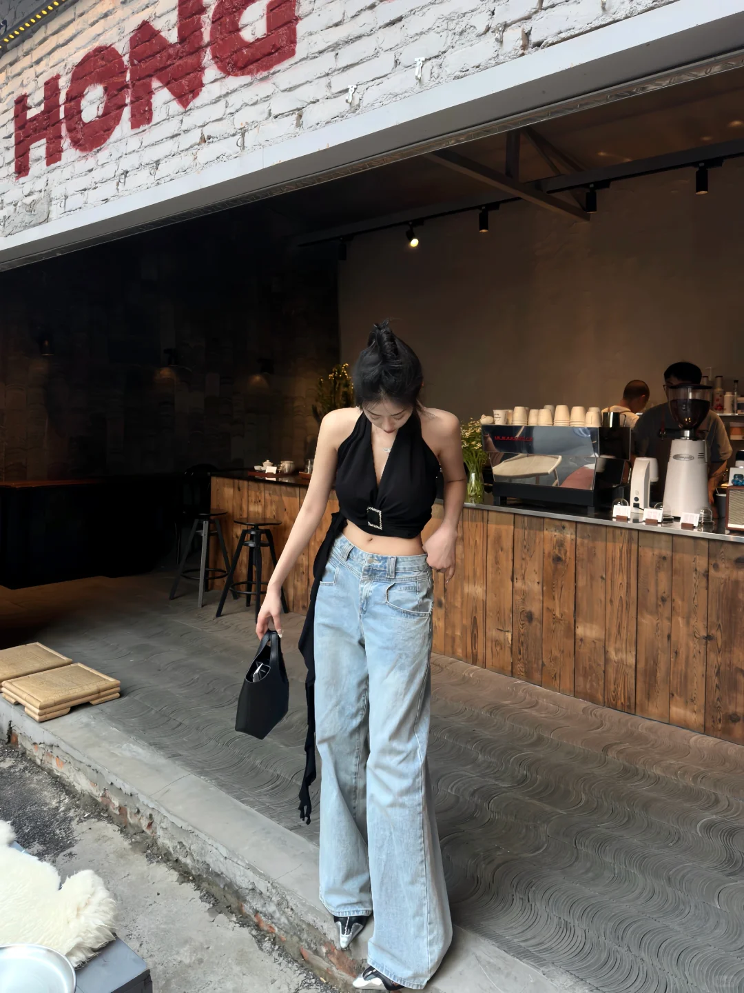 别嘴硬 好看就说