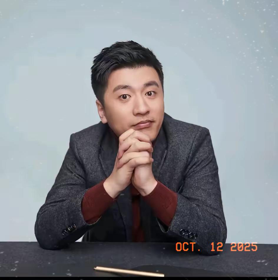 网上一直说张雪峰被封了
今天去看了一下他的账号
不是被封了
账号显示的是该用户被