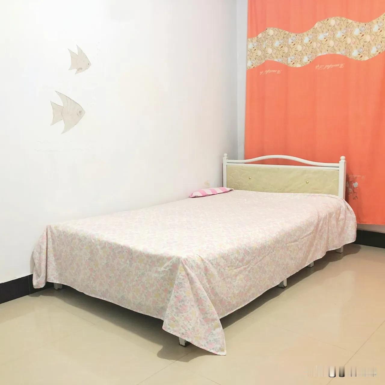 惊呆了！大名鼎鼎的头条红人、大作家素老三的生活节俭到可怕！她竟然花14块钱给自己