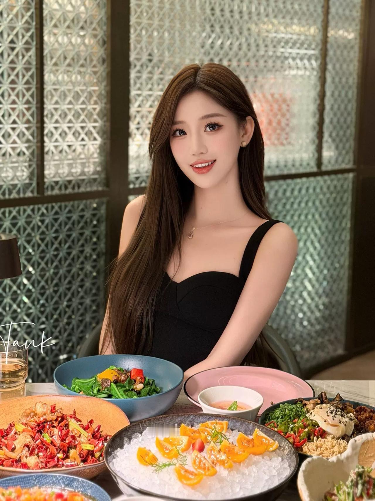 随拍[比心][可爱]手机随手拍美照 美女美拍欣赏 分享手机最美随手拍