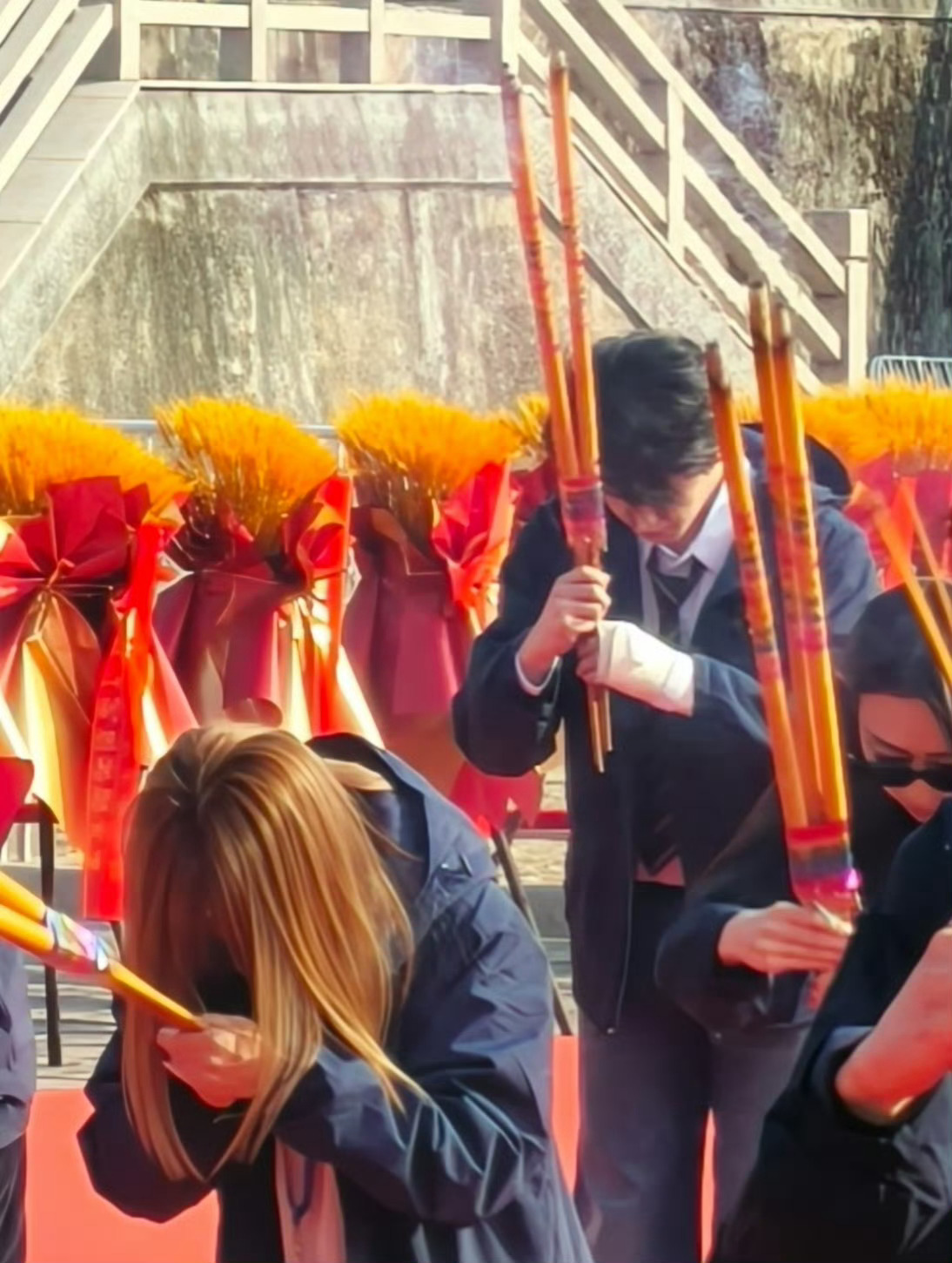 不让江山剧组 杨洋每一个兢兢业业的打工人，都不该被辜负。顶流如杨洋都会遭遇职场8