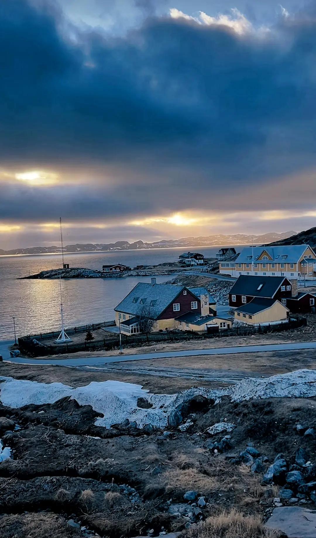 格陵兰岛或终将在劫难逃！
美国总统特朗普12月22日再次强硬表态，美国必须得到格