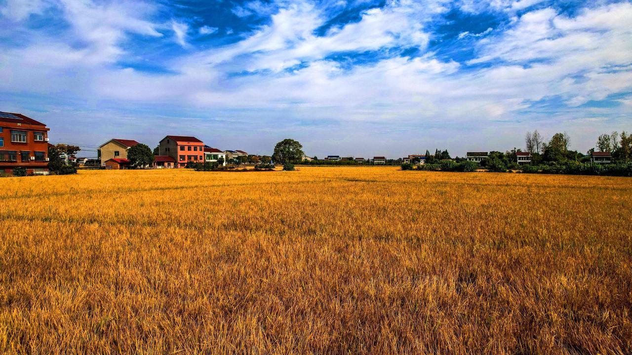 庄子《在宥》之十一

 广成子曰：“来！余语女：彼其物无穷，而人皆以为有终；彼其