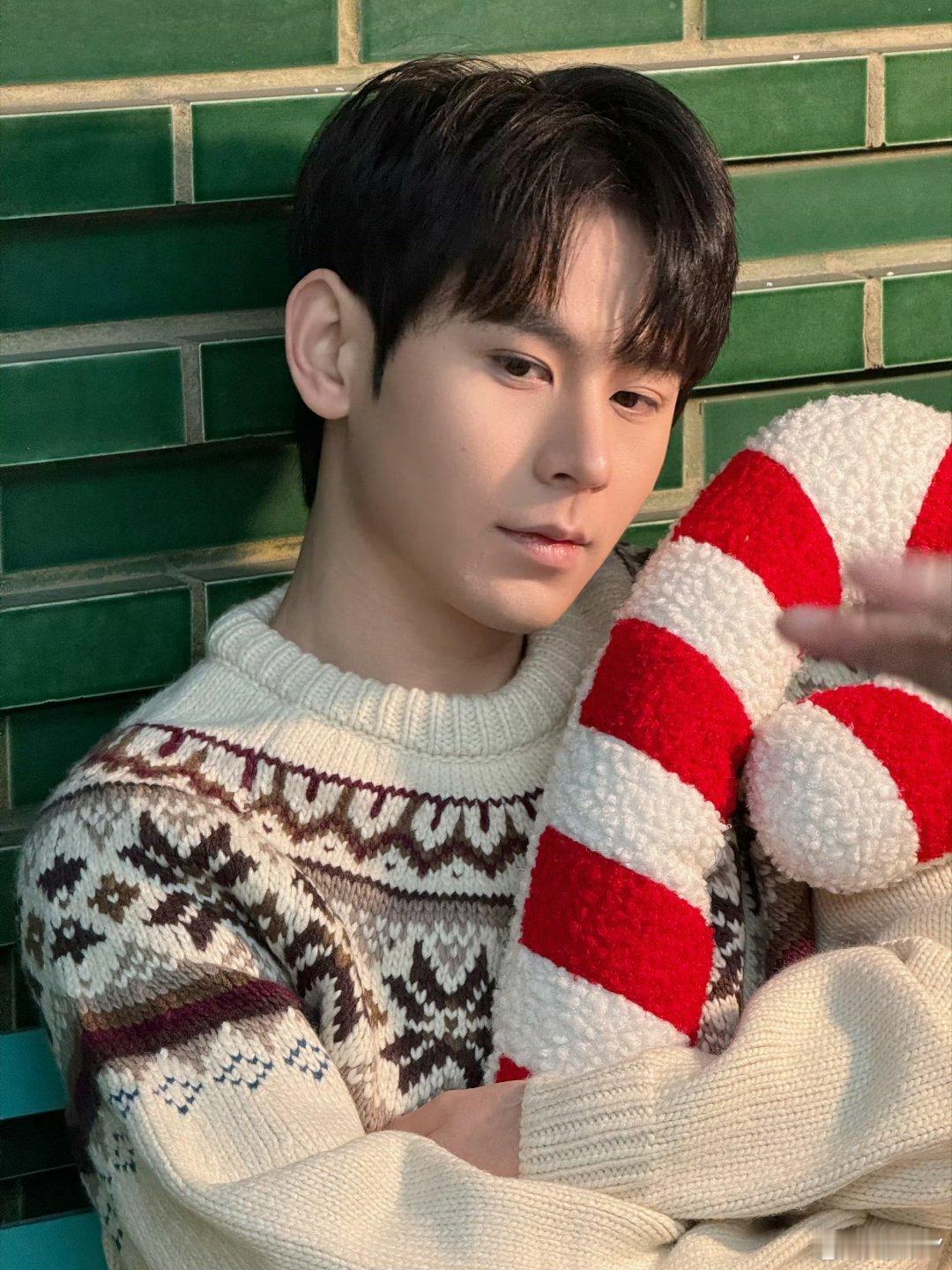 无畏NoFear 🍑心光自为引多远都无畏 “爱像圆周率 无限不循环 就像我爱你