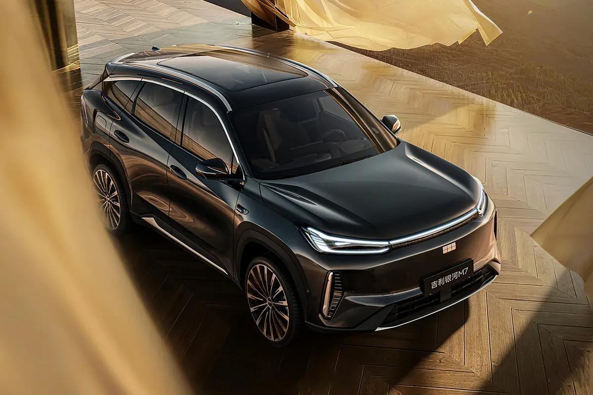 吉利银河M7远航家上市，限时10.98万起，12小时大定破万。定位紧凑型SUV，