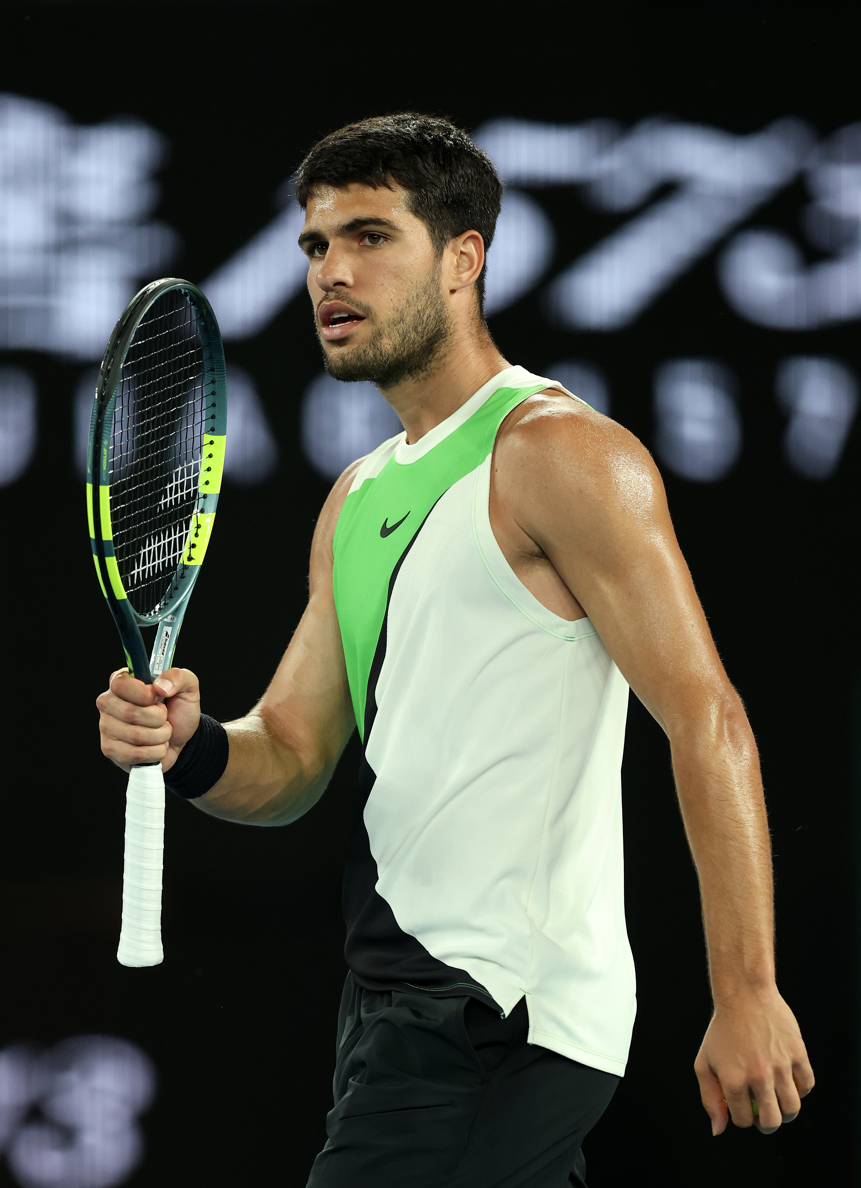 阿尔卡拉斯首进澳网决赛✅2026澳网男单半决赛，阿尔卡拉斯鏖战5小时27分钟，破