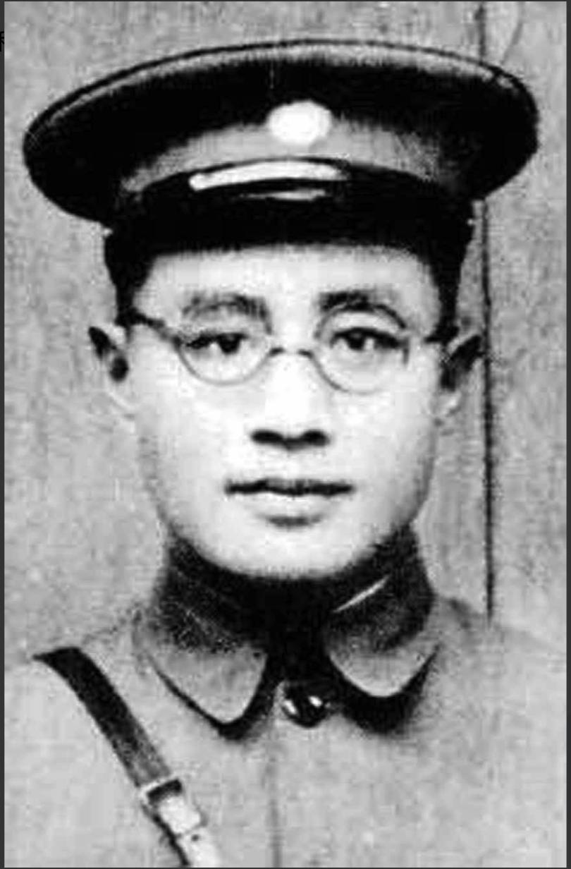 1949年，刘伯承听说原配还活着，并且日子过得很艰苦，就托人给她带信，想把她接到