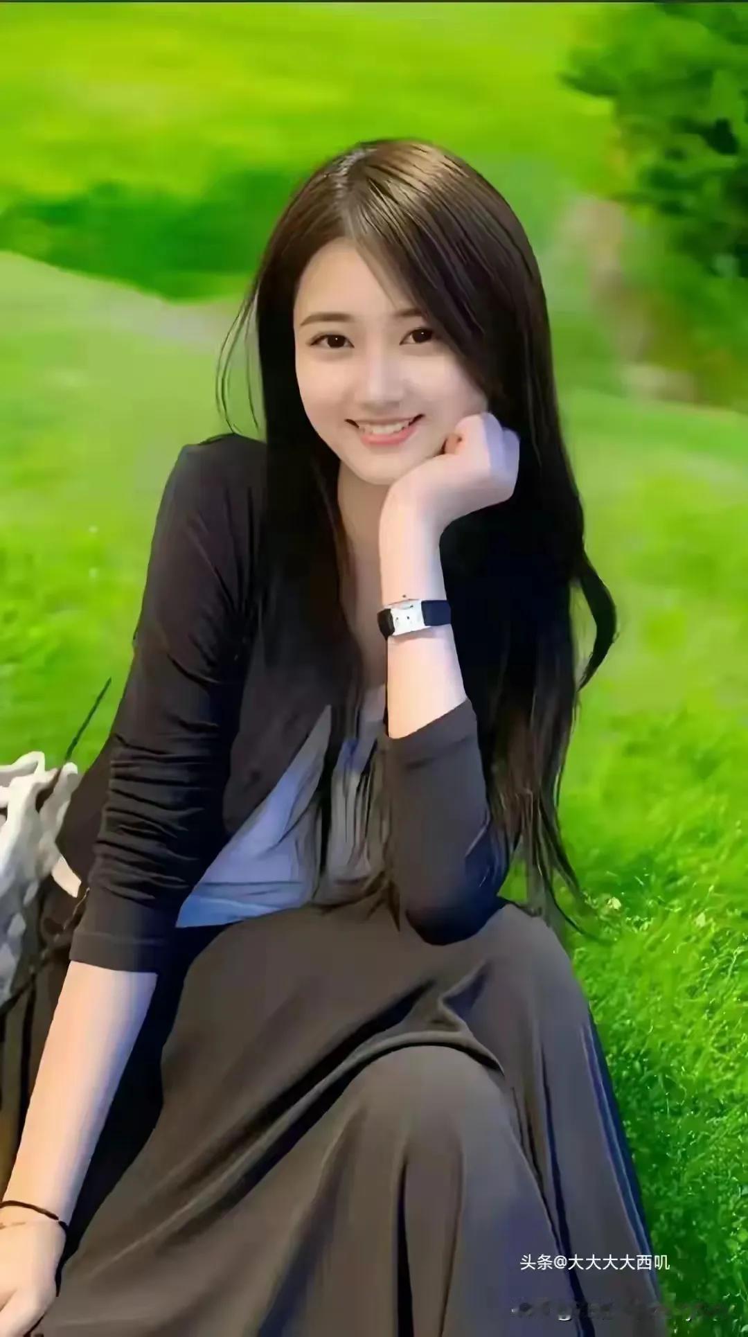 大庭广众之下自杀的人是什么心理？

对生活绝望，一心求死的人。成功率是100%。