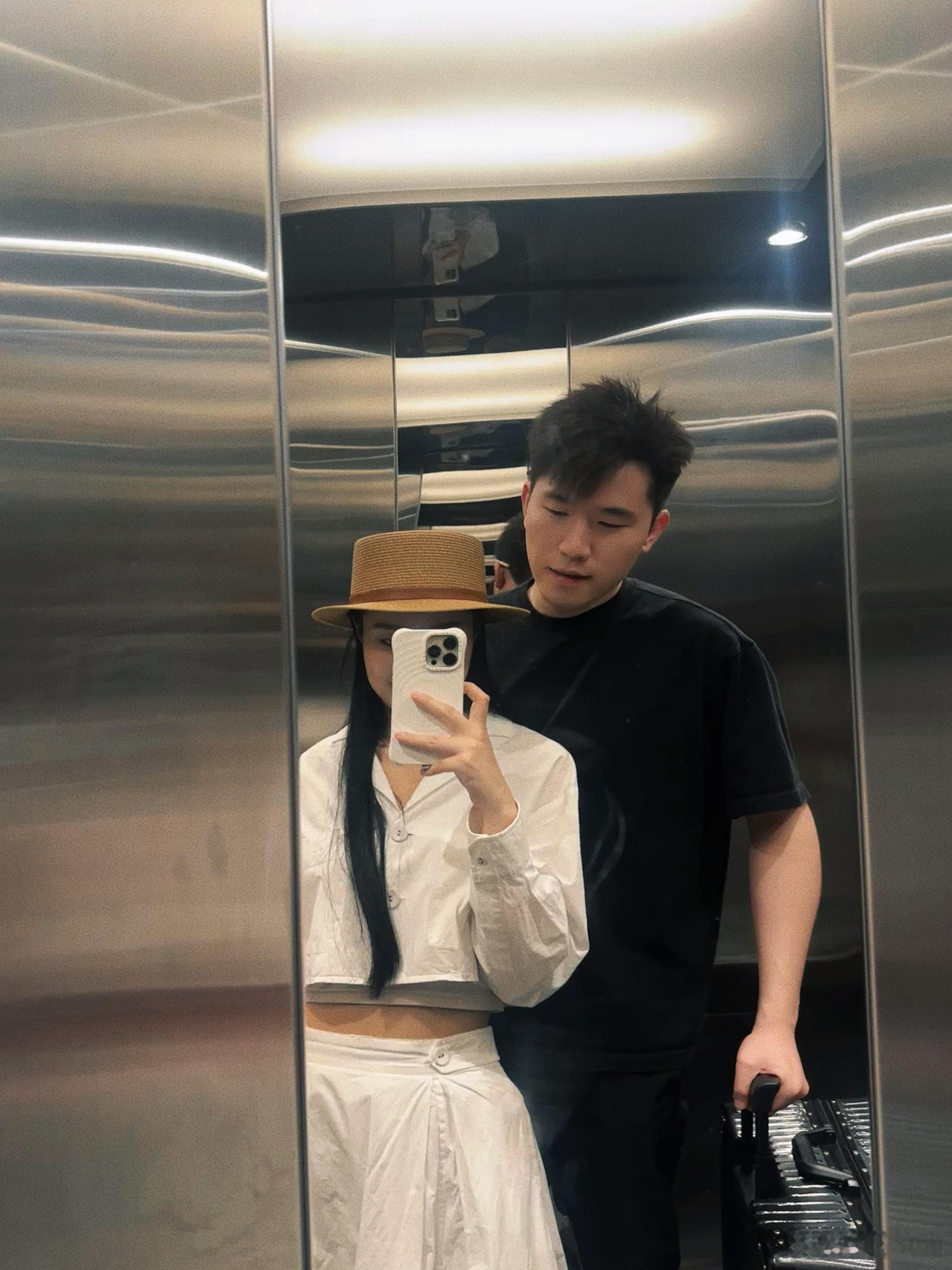 好想出去玩啊好想出去摩旅啊 [泪]  ​​​
