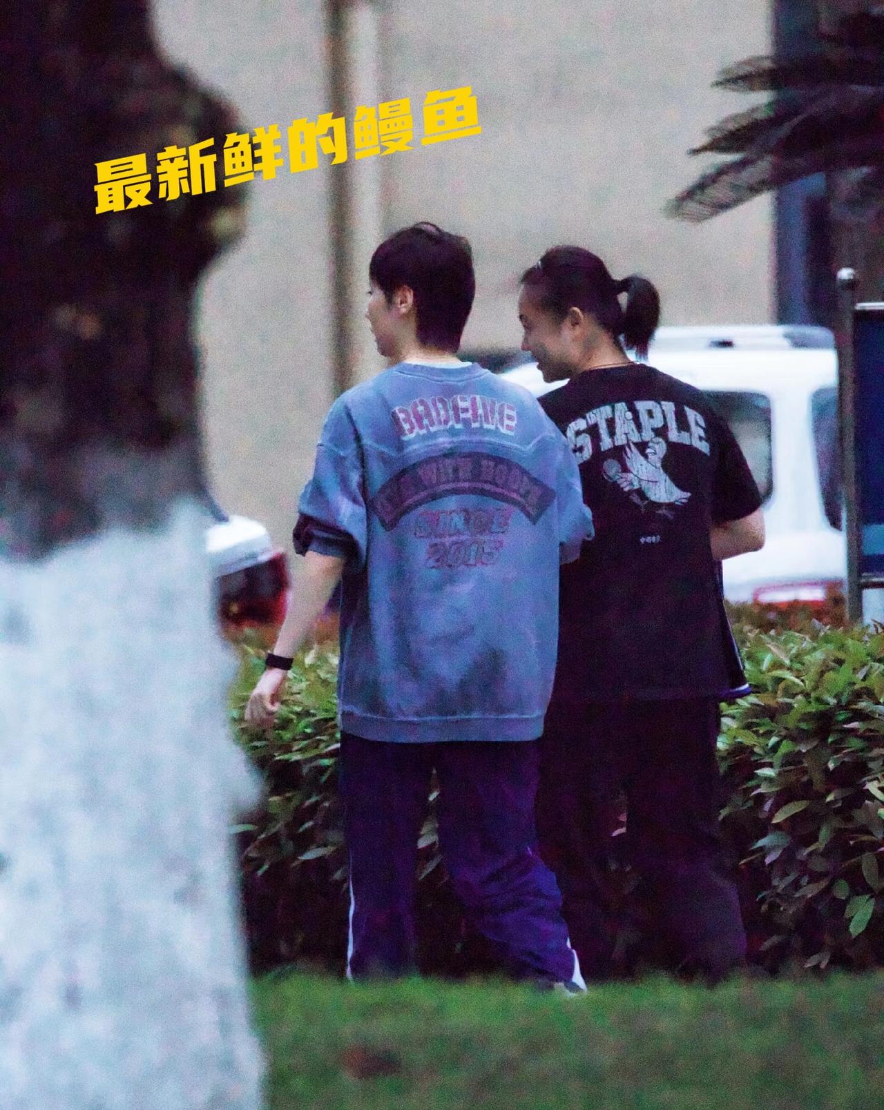 最新鲜的王曼昱来了！

据网友拍到的最新图片，这里是成都封训的第二天，只见鳗鱼和