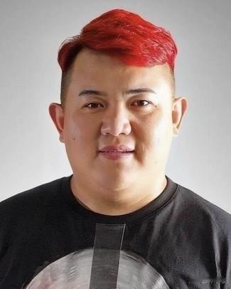 网红韩安冉开撕《济公4》制片人，
我好奇查了下这个杨涛，
不查不知道，一查真意外
