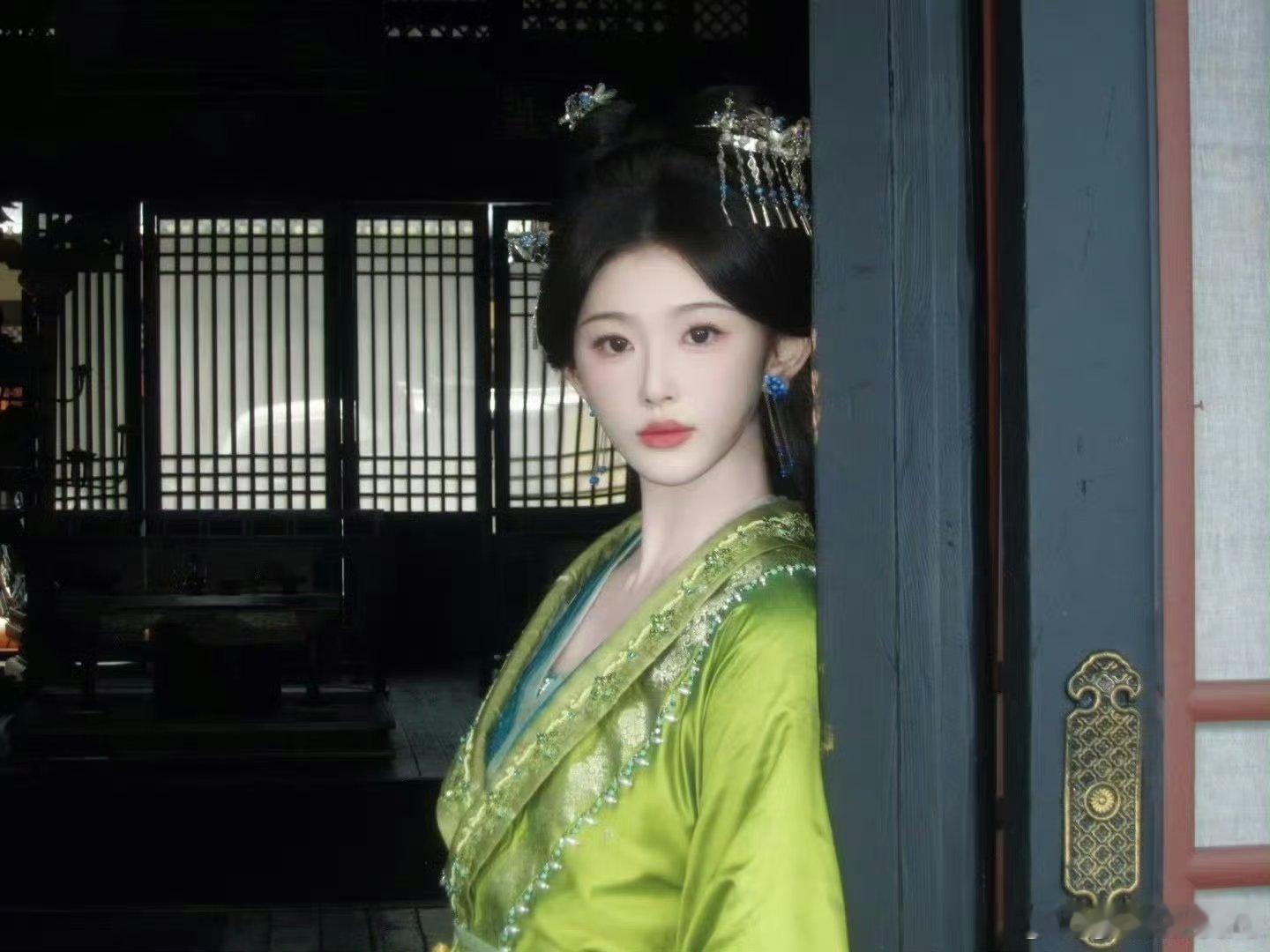 孔雪儿百花杀接的真的不亏 好多绝美的妆造啊 ​​​
