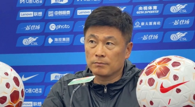 李国旭：毛伟杰目前伤势达不到比赛标准，相信本赛季会有比赛机会