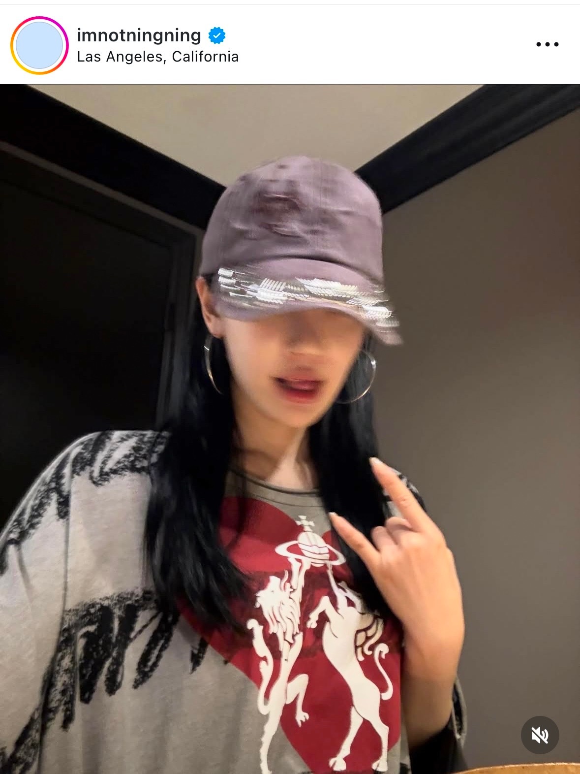 宁艺卓和金硕珍恋情绯闻？？？ 