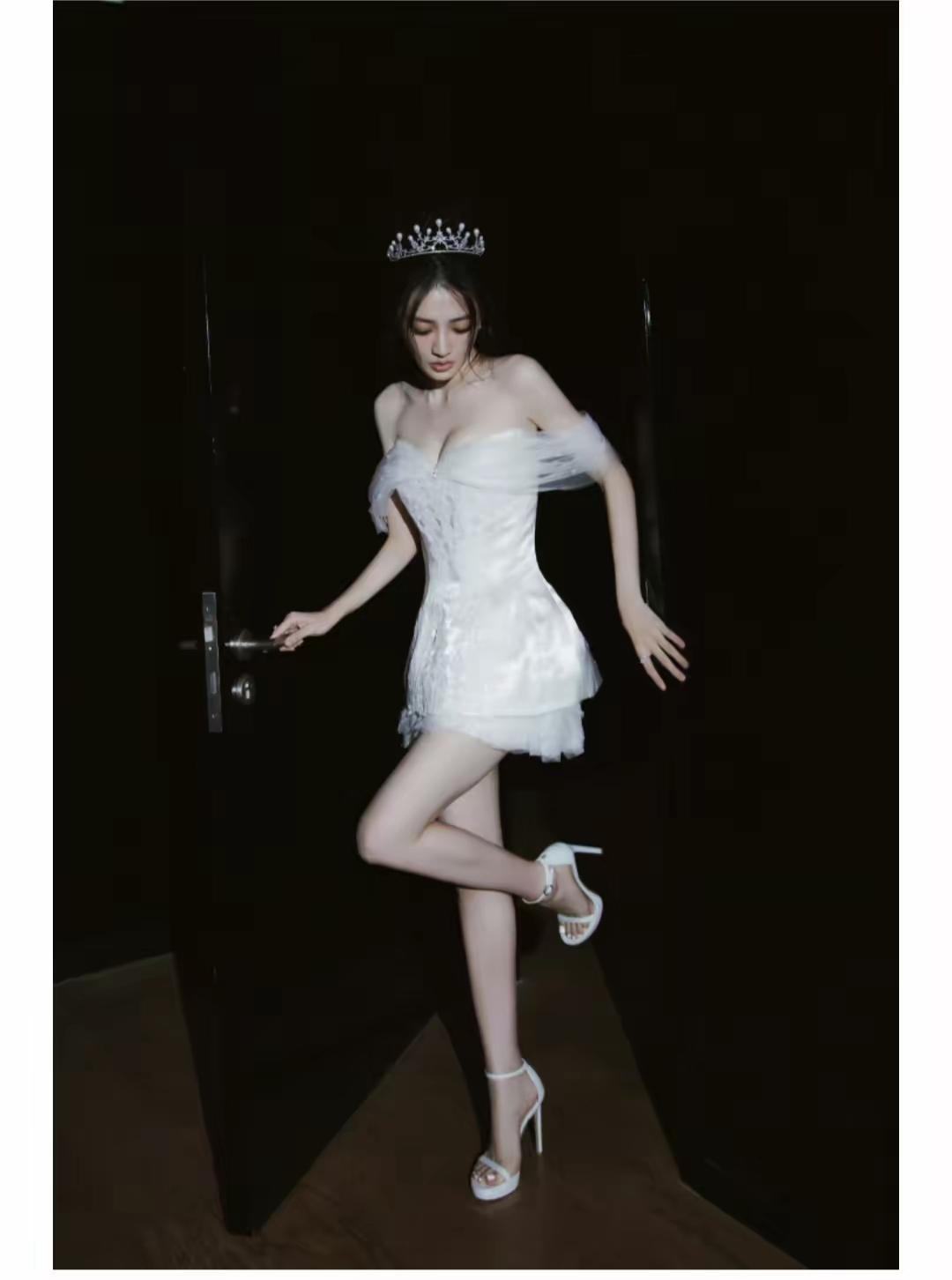 身材绝佳的女明星徐璐！