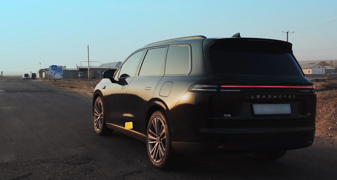 C16会涨价吗？
零跑继T03、C10、B10之后，就没有别的车出口了，现在刷到