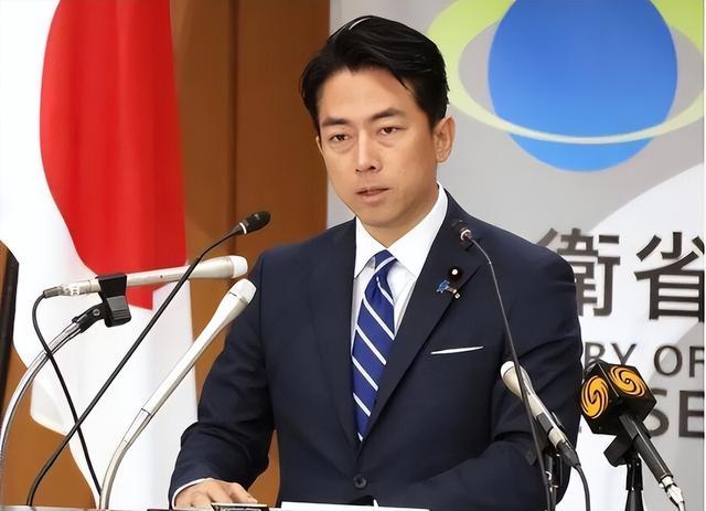 敏感时刻赴日“刷脸”？黄国昌访日遭冷遇，投机政治露端倪
 
2025年11月，中