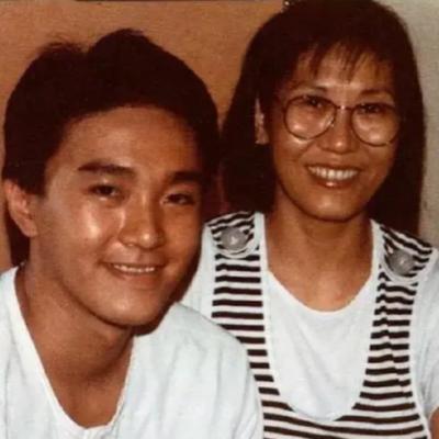 1957年广东女孩凌宝儿冒险越境往香港谋生，在香港无亲无故，她嫁给贫民周驿尚，生