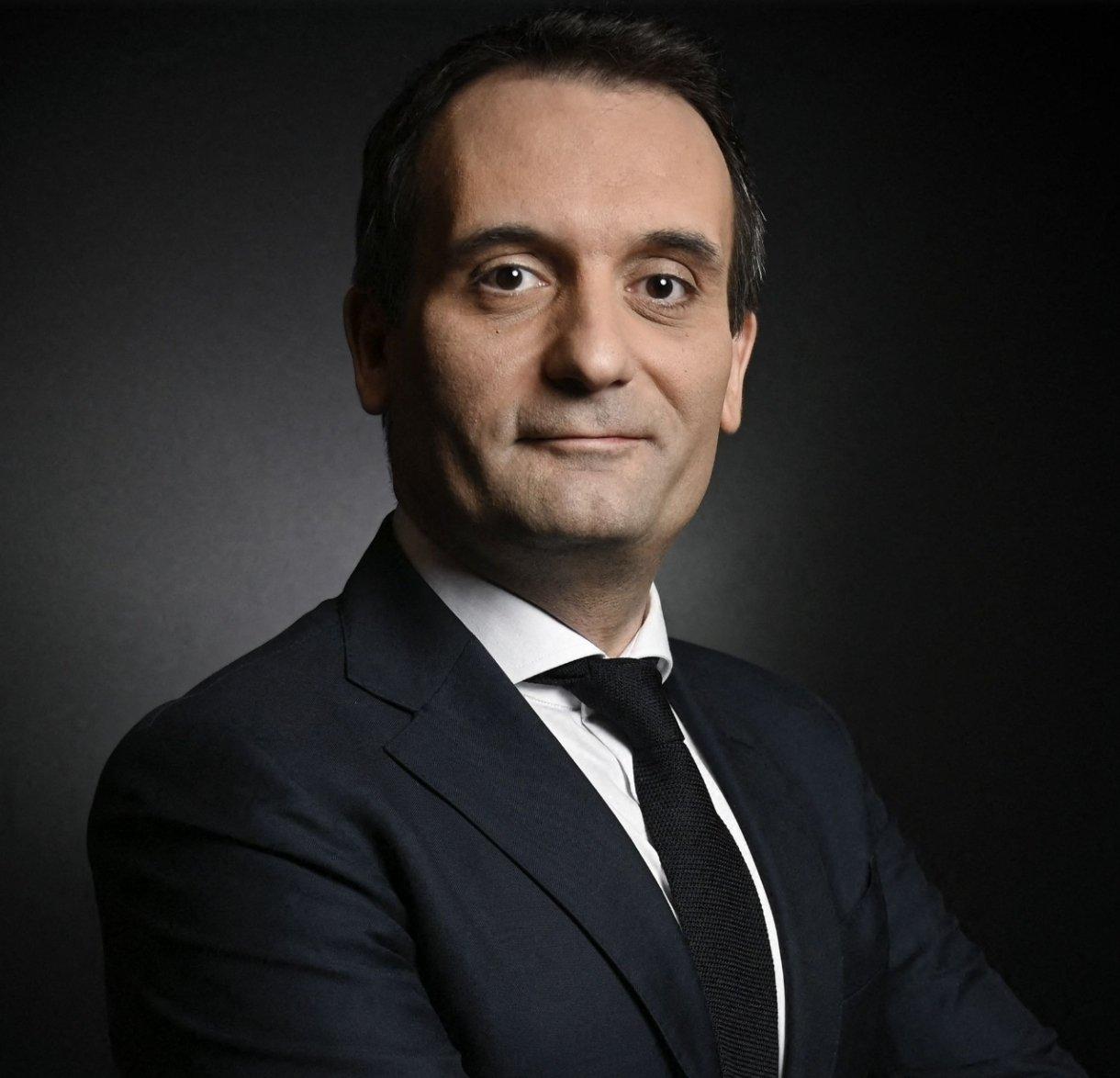 🚨🇫🇷法国在野党领袖弗洛里安炮轰马克龙关于俄乌的政策！
“与其无休止地向泽