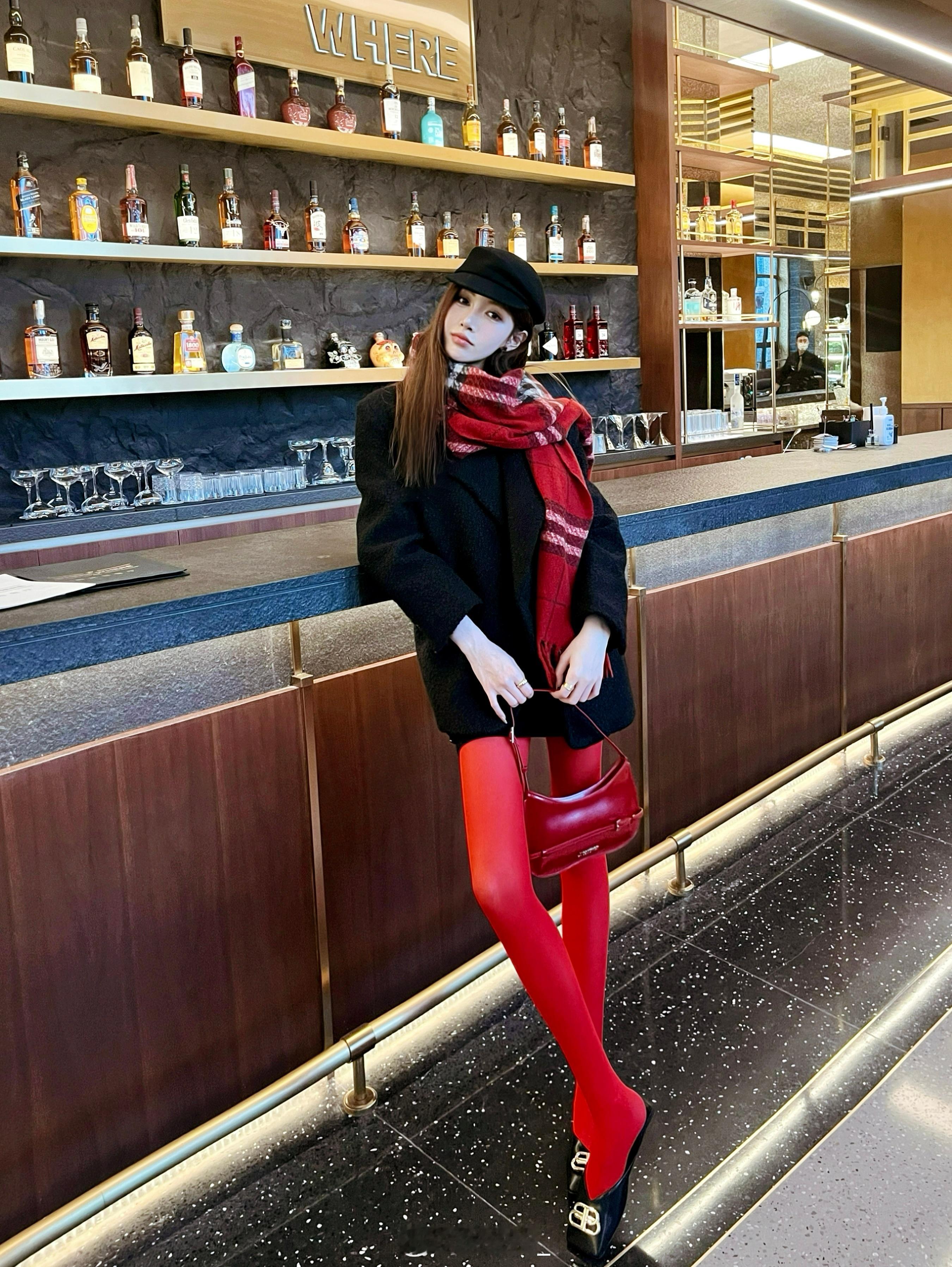 Lucky Red🔴#今天穿什么##ootd#  ​​​