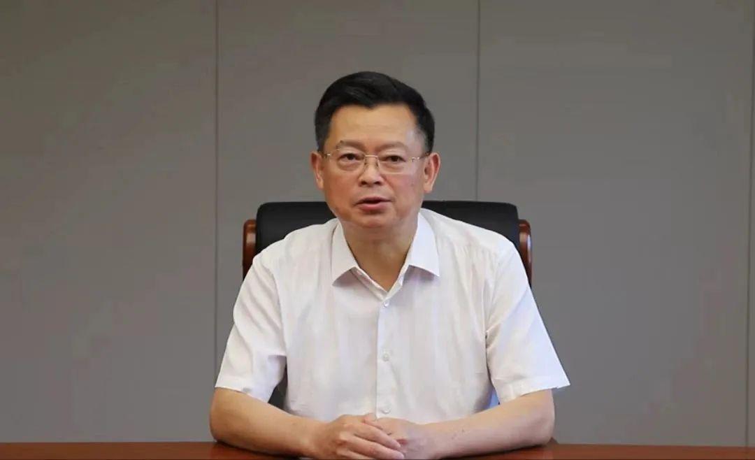8月5日打的这只“老虎”不一般，他有两个明显的特征。
1，这是一只“军工虎”！“