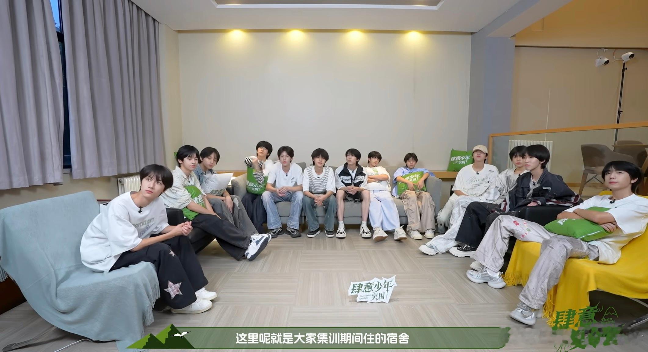 真门面就是之前争角落门面也实至名归的我说白了，sdfj你敢把李煜东往中间移一点吗