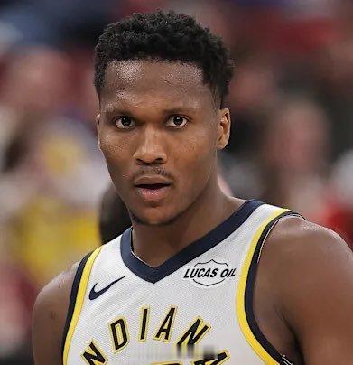 据K.C.Johnson报道，公牛队最近对马图林和米西表达了交易兴趣。 