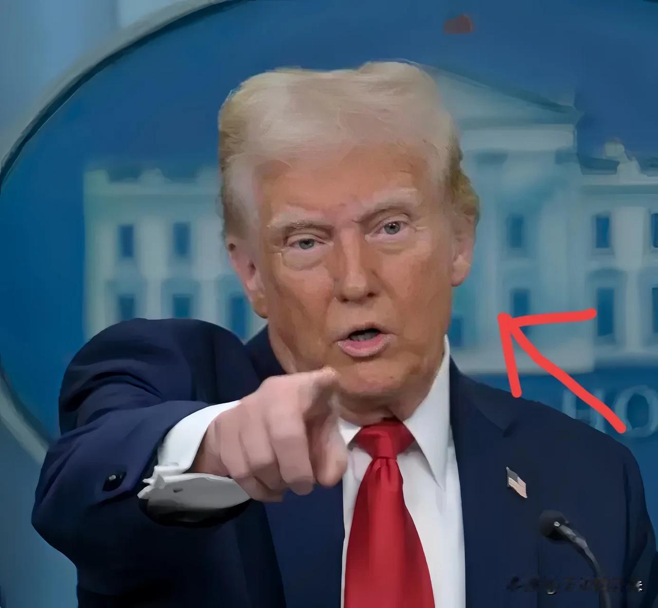 快讯！快讯！

特朗普又来了！
这次是“横着”来！

特朗普说是尼克松打开了与东