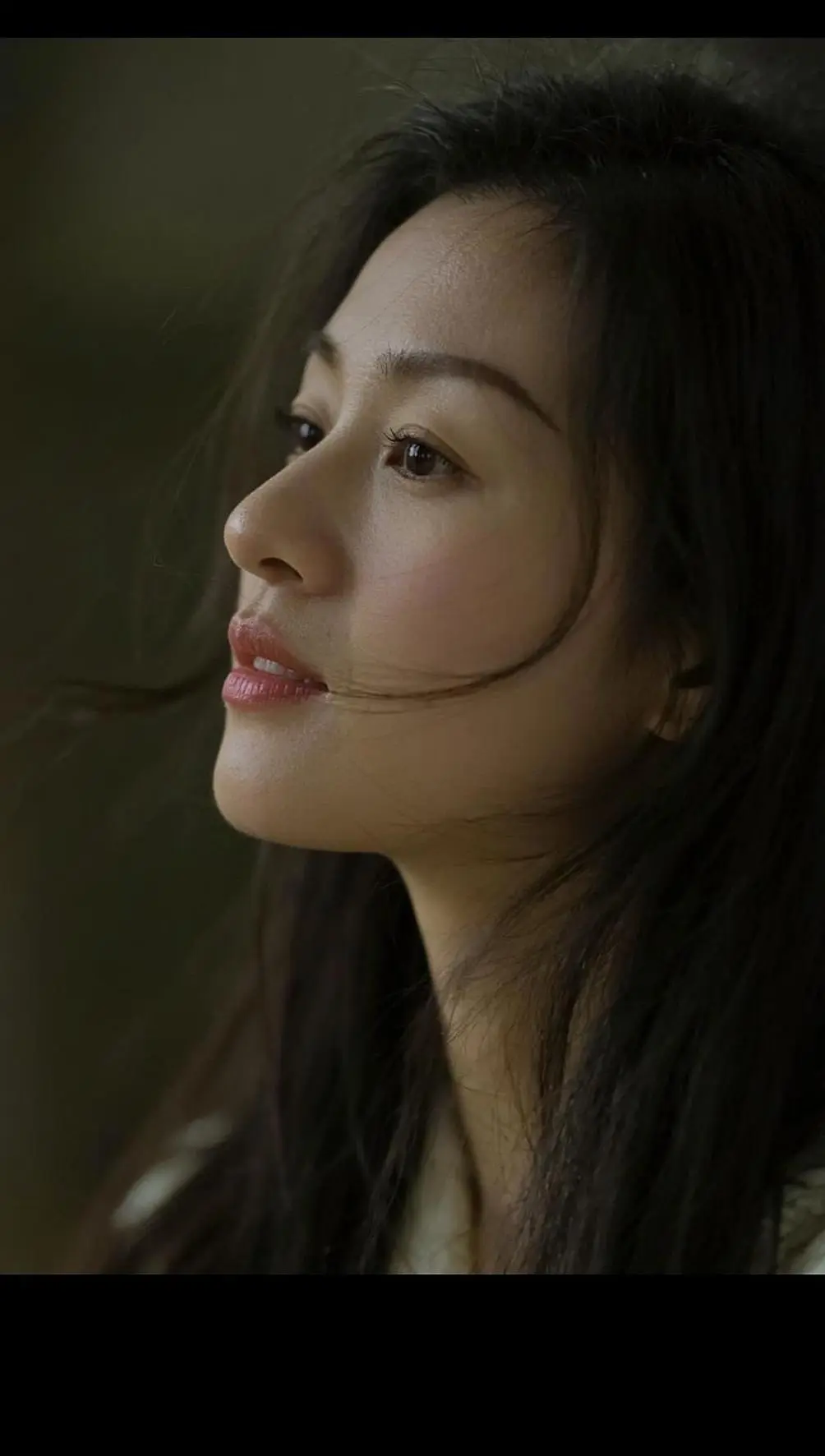人的相貌七年一变，人的气色七天一变，人的神韵七分钟一变，人是气死的，花...