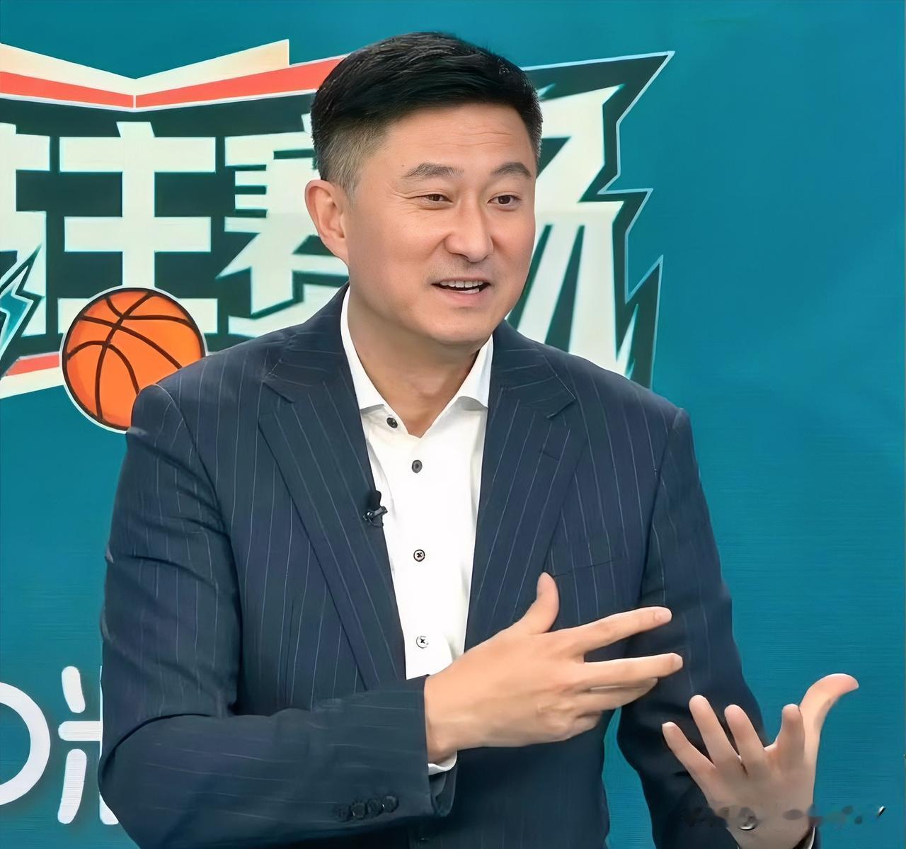 要不说杜锋能成功呢！
你看看人家对年轻人的使用，
王洪泽打得好，他不仅让他
首发