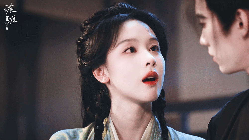 陈都灵 《翘楚》楚朝 / 动图▷EP08-06 绿衣-突然靠近 清冷钓系我将收集