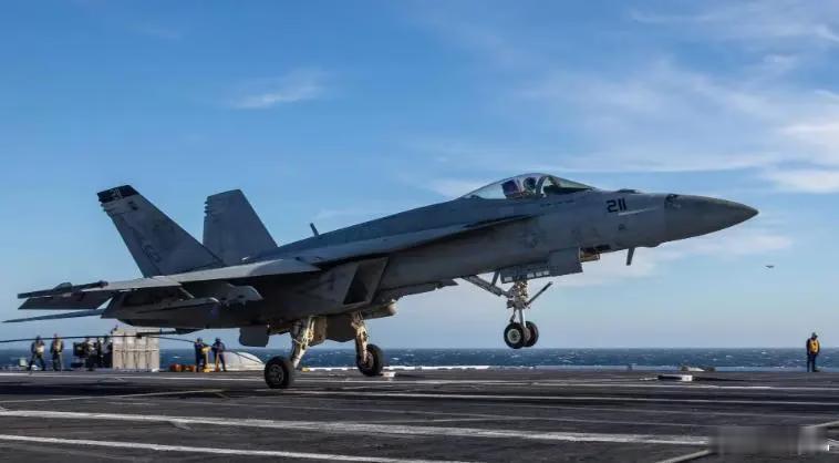 美军承认击落美军战机我对自己都这么狠，你们都怕了吧！ 