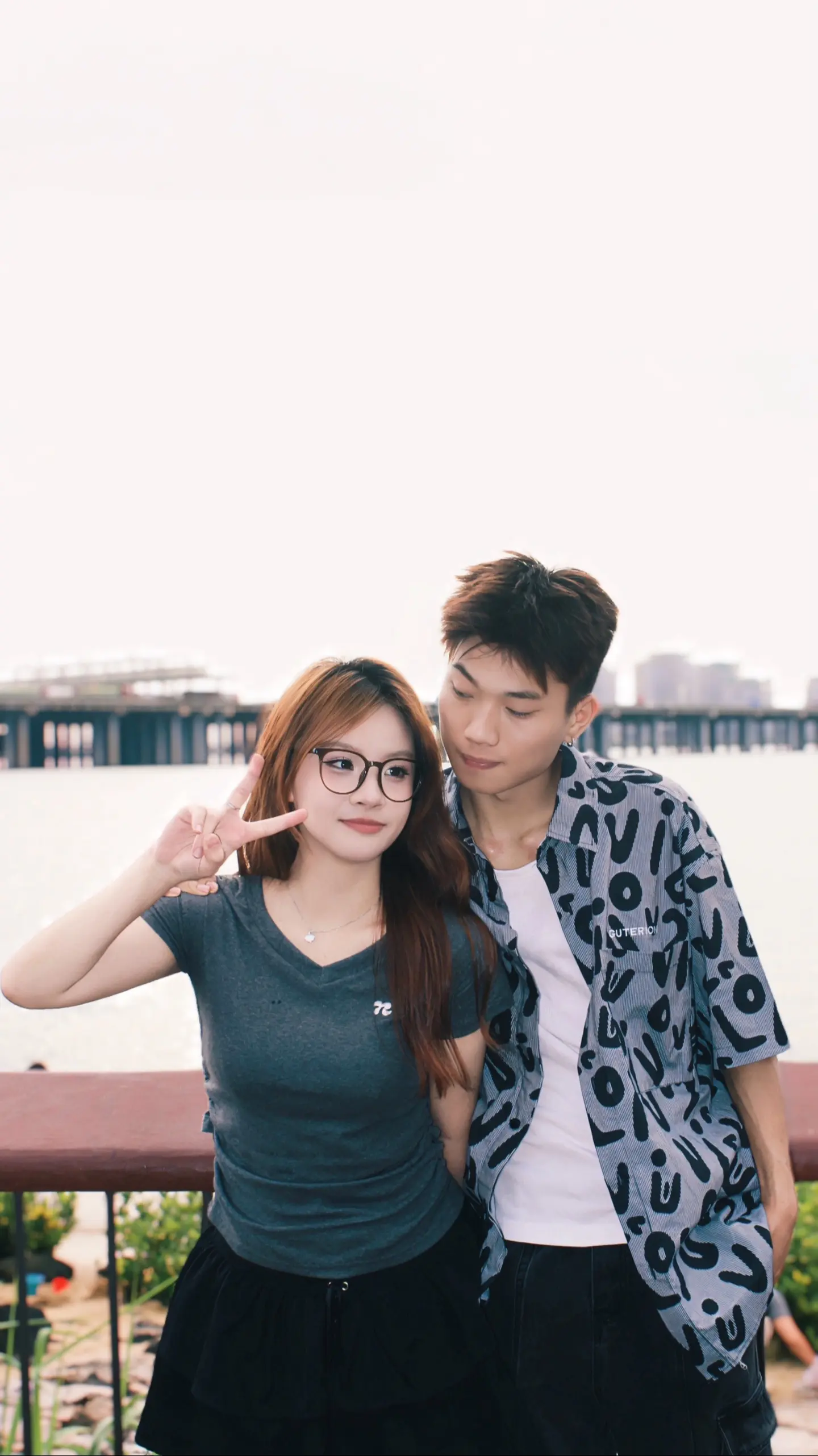 或许我尚未懂爱 但是现在的幸福无比真切