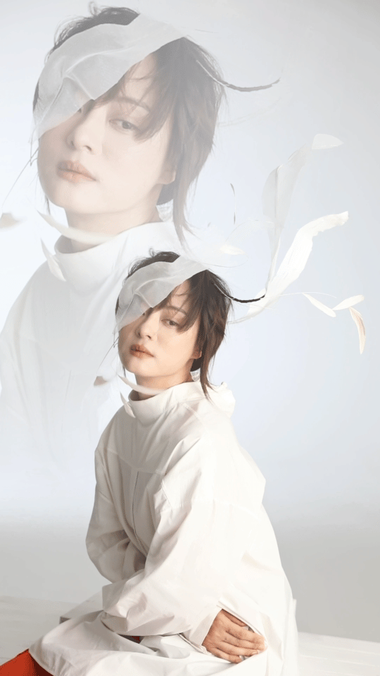 孙俪这组图藏了多少传统文化孙俪把东方气韵拍出来了从隶书笔意到江南风骨，孙俪骨子里