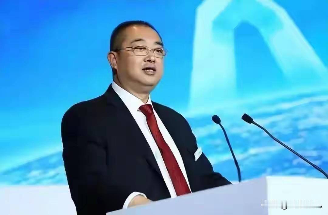 恒大“二把手”夏海钧套现跑路这事，简直让人惊掉下巴。他作为许家印身后手握大权的人