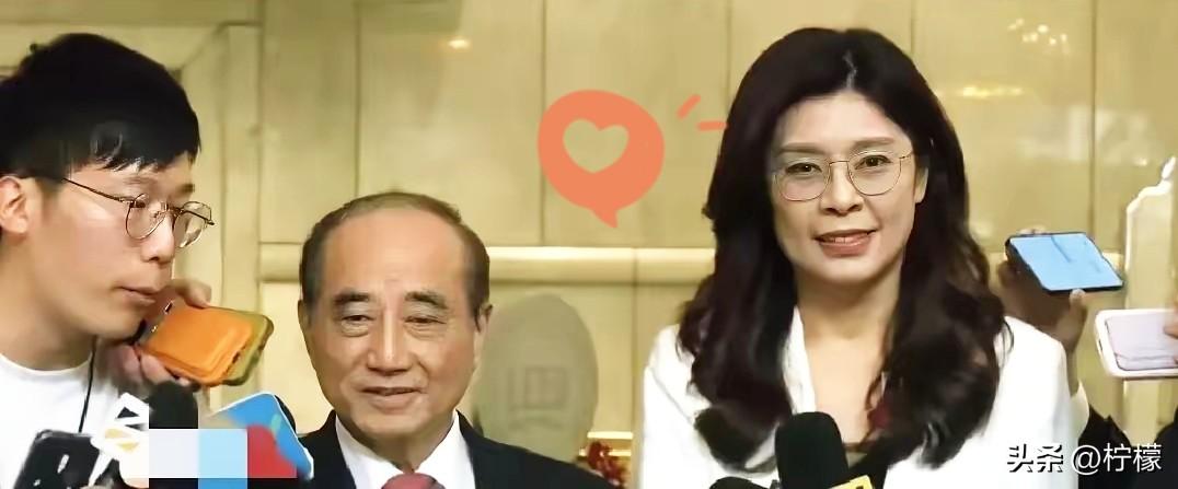 王金平这老爷子，
一句话把两边都给敲打了一遍。对着民进党，意思很明白：别一天到晚