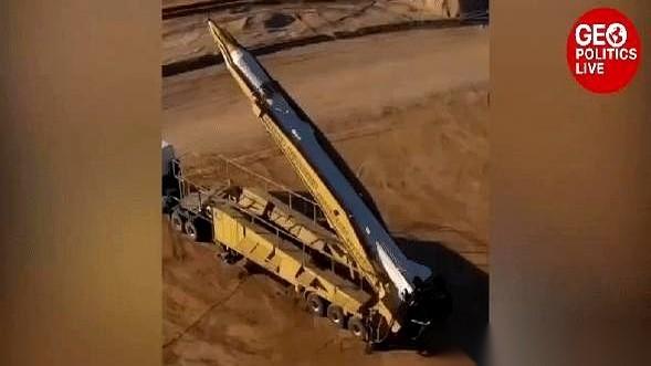 3月24号，特拉维夫的防空警报，响得跟平时不一样。
这一次，真有东西从天上砸下来