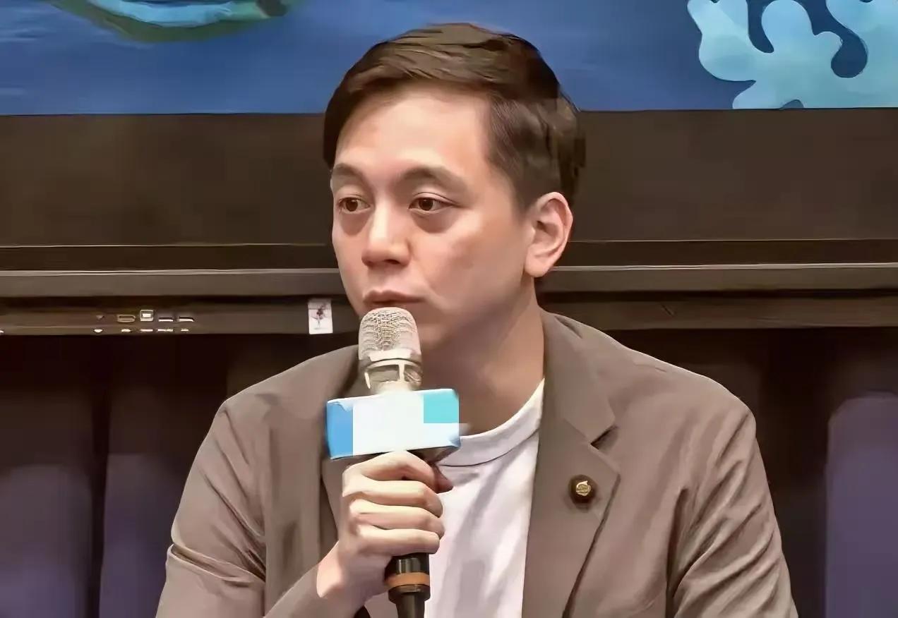 国民党发言人牛煦庭8月10日，针对台驻日代表李逸洋因座位被安排在外交使节区域外而