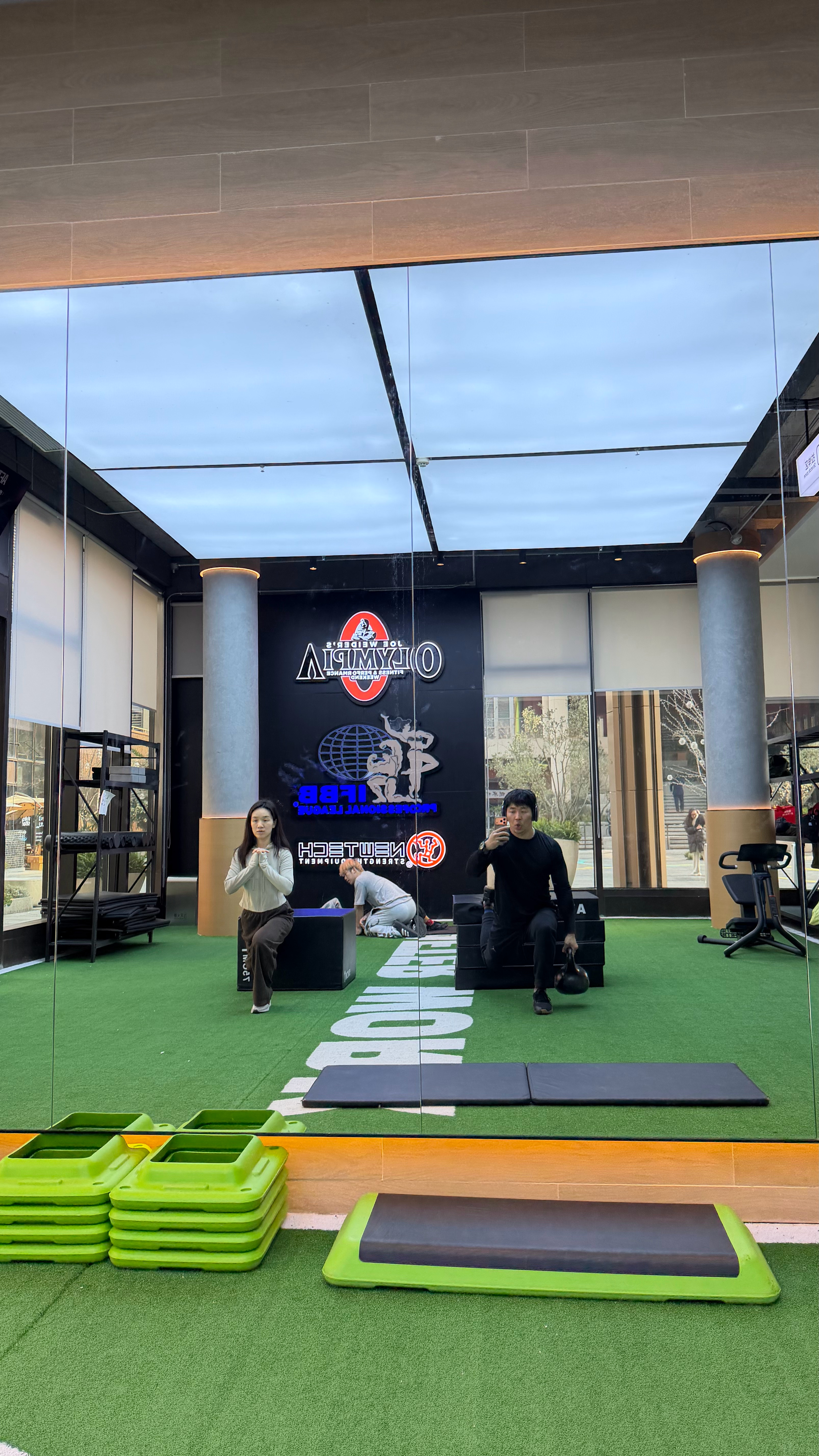 ✅今日份带老婆空腹练腿🏋️🏻♂️ 