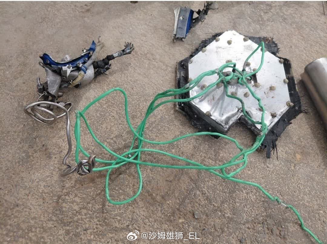 在恰哈马哈勒-巴赫蒂亚里省，伊朗人击落的另一架美国/以色列无人机。 