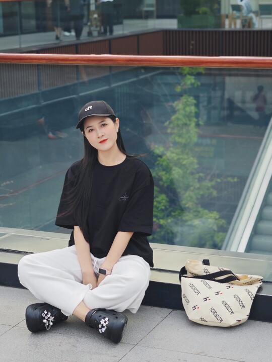 黑白配 | 随性又舒适的日常休闲look