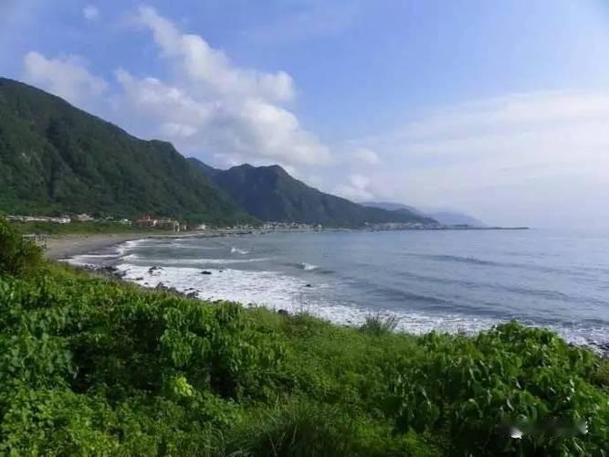 武统、和统都看不到希望了？台湾地区军事专家表示：中国已经走上了第三条路。大陆调整