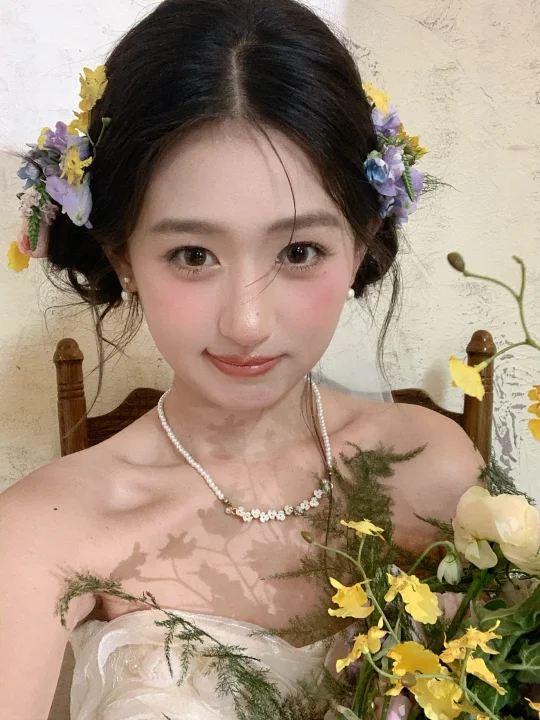 戴花少女💐