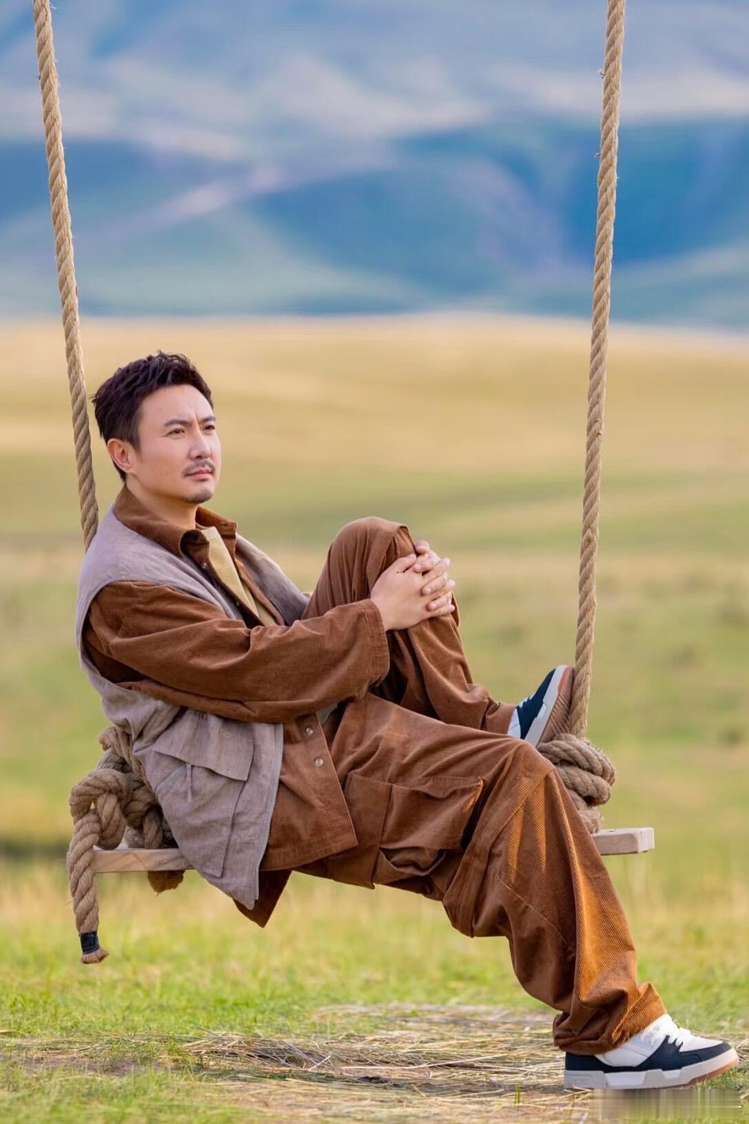 旅游搭子沈腾来了 有沈腾当旅游搭子，旅途就像被施了快乐咒语！他能把任何小事都变成