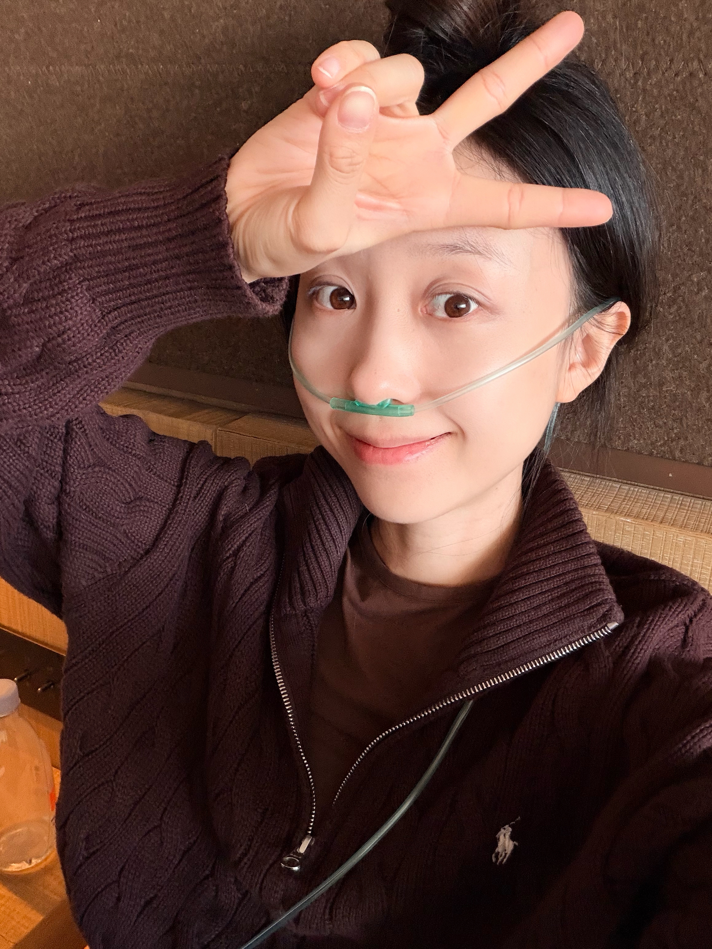 连着看了两天的日照金山，不过我人在梅里，心也依旧在勇士！现在吸着氧看着勇士vs黄