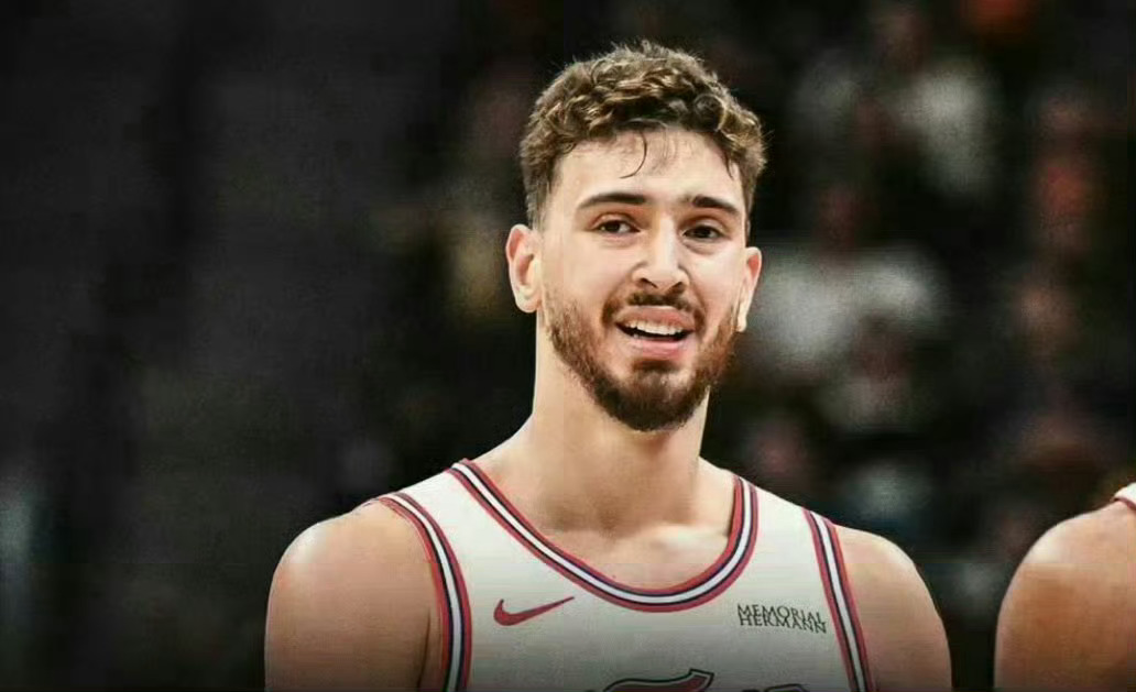 申京完全被拿出比赛了！火箭vs湖人nba季后赛