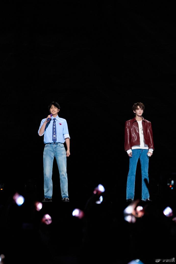 声生不息让宝藏原创歌手上桌 这波操作真的太圈粉了！把宝藏原创歌手拉到台前，好听的